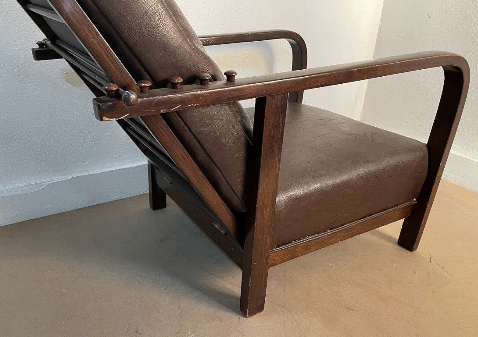 LAVA | interiors — Antique Leather Reclining Morris Chair, 1940s